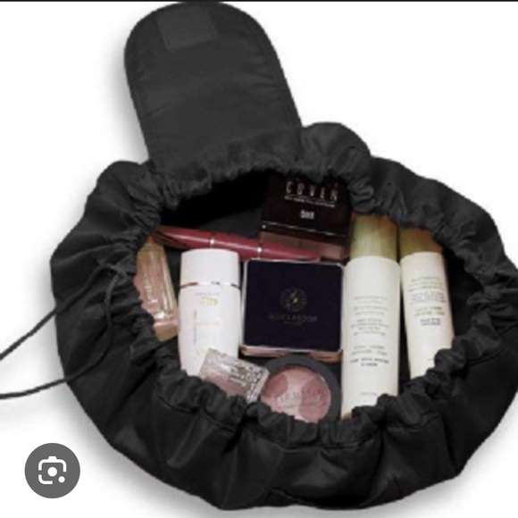 scrunch Handbags - 🆕 Scrunch Sac